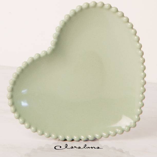 Piattino grande a cuore verde matcha con merletti