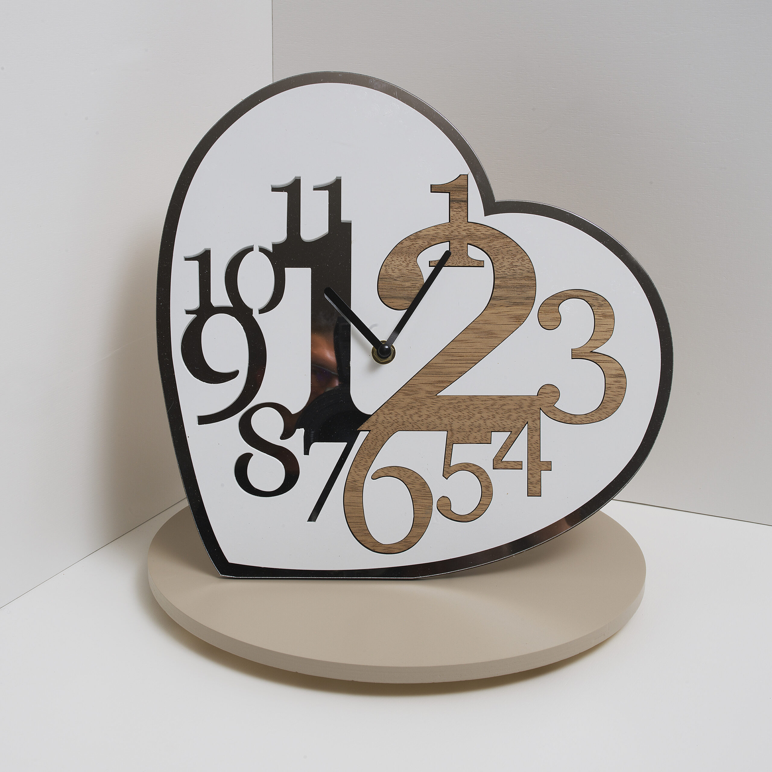 Orologio grande a specchio a cuore