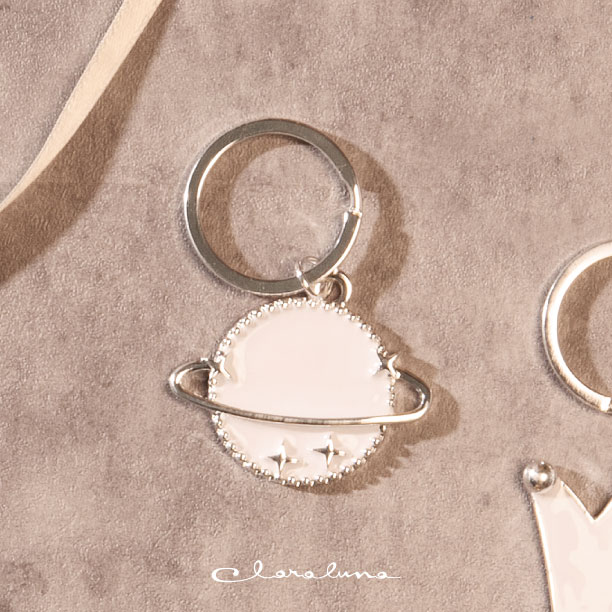 Portachiavi piccolo con Mondo e ring argento