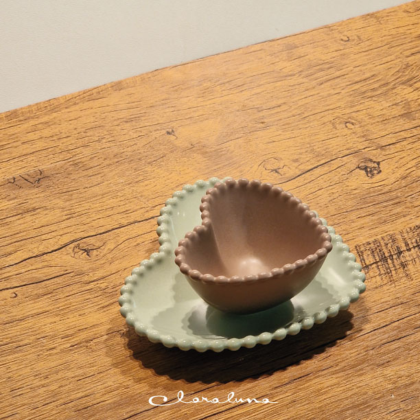 Set ciotolina e piattino a cuore medio tortora e verde matcha con merletti