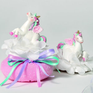 Unicorno piccolo con base con fiorellini e sacchetto in coordinato