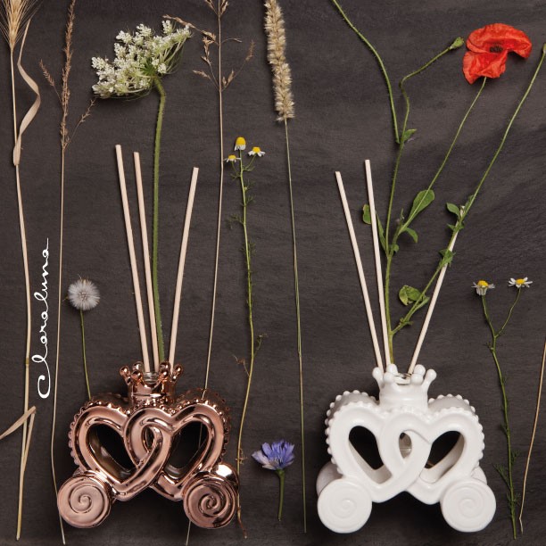 Profumatore carrozza con cuori intrecciati color oro rosa - immagine 2