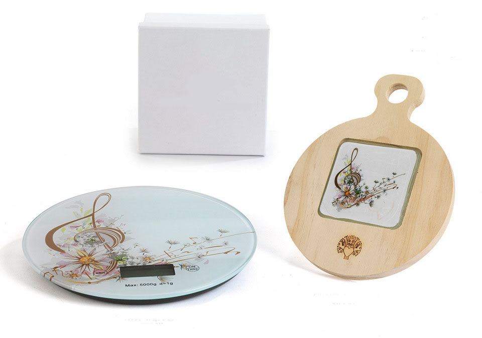 Tagliere con decoro musicale - immagine 2