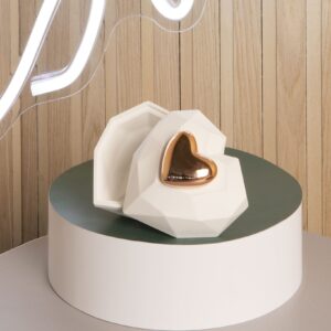 Scatolina a forma di cuore con cuore in oro rosa