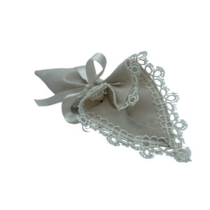 Cornucopia portaconfetti beige con pizzo