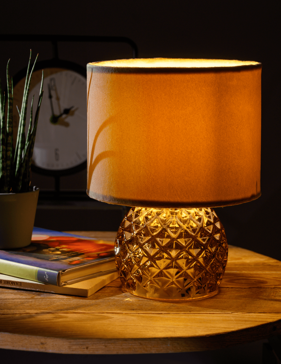 Lampada a led in vetro con paralume in velluto in 4 colori